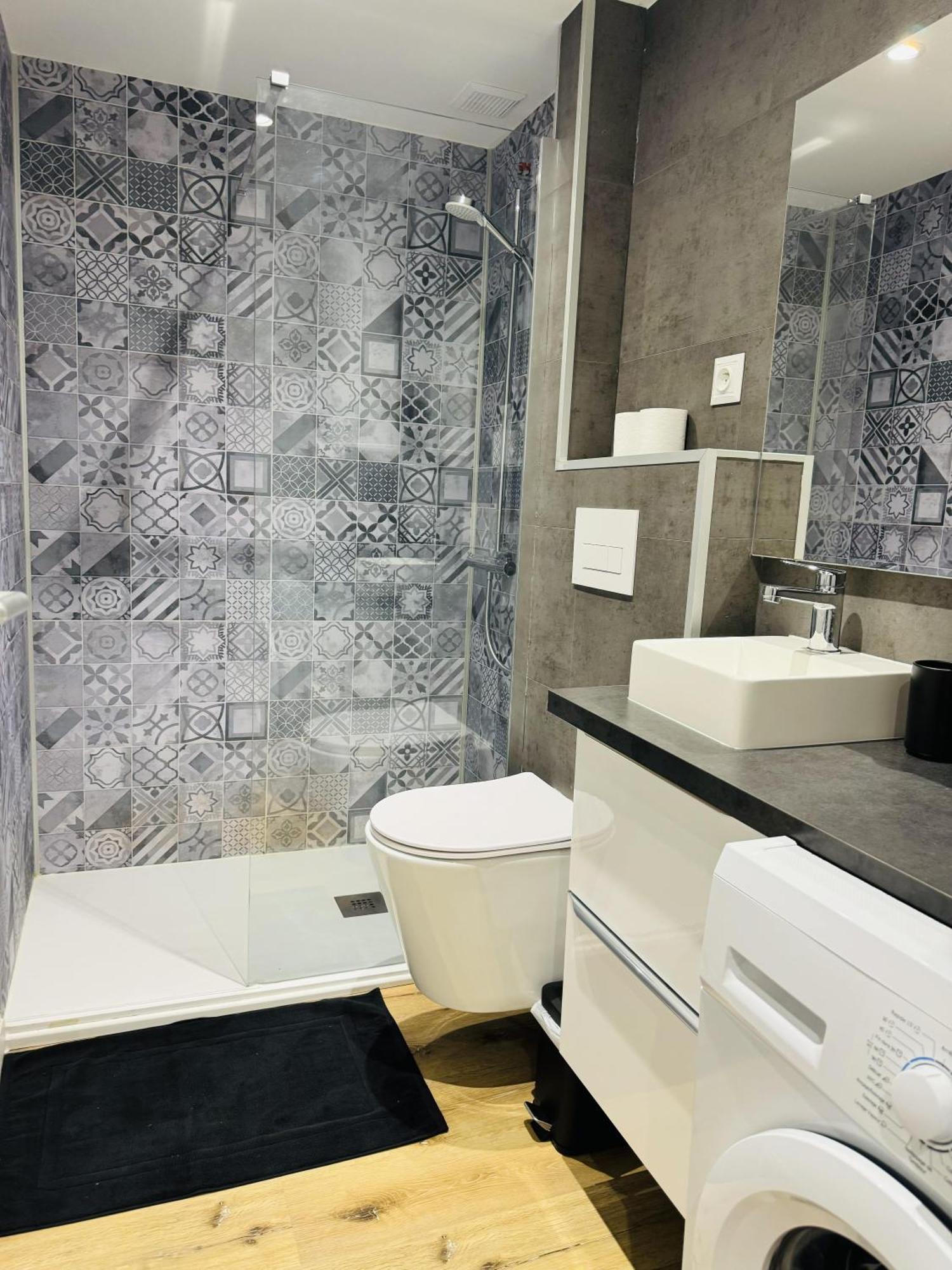Le Piccolo - Cosy - Wifi Apartment Begles